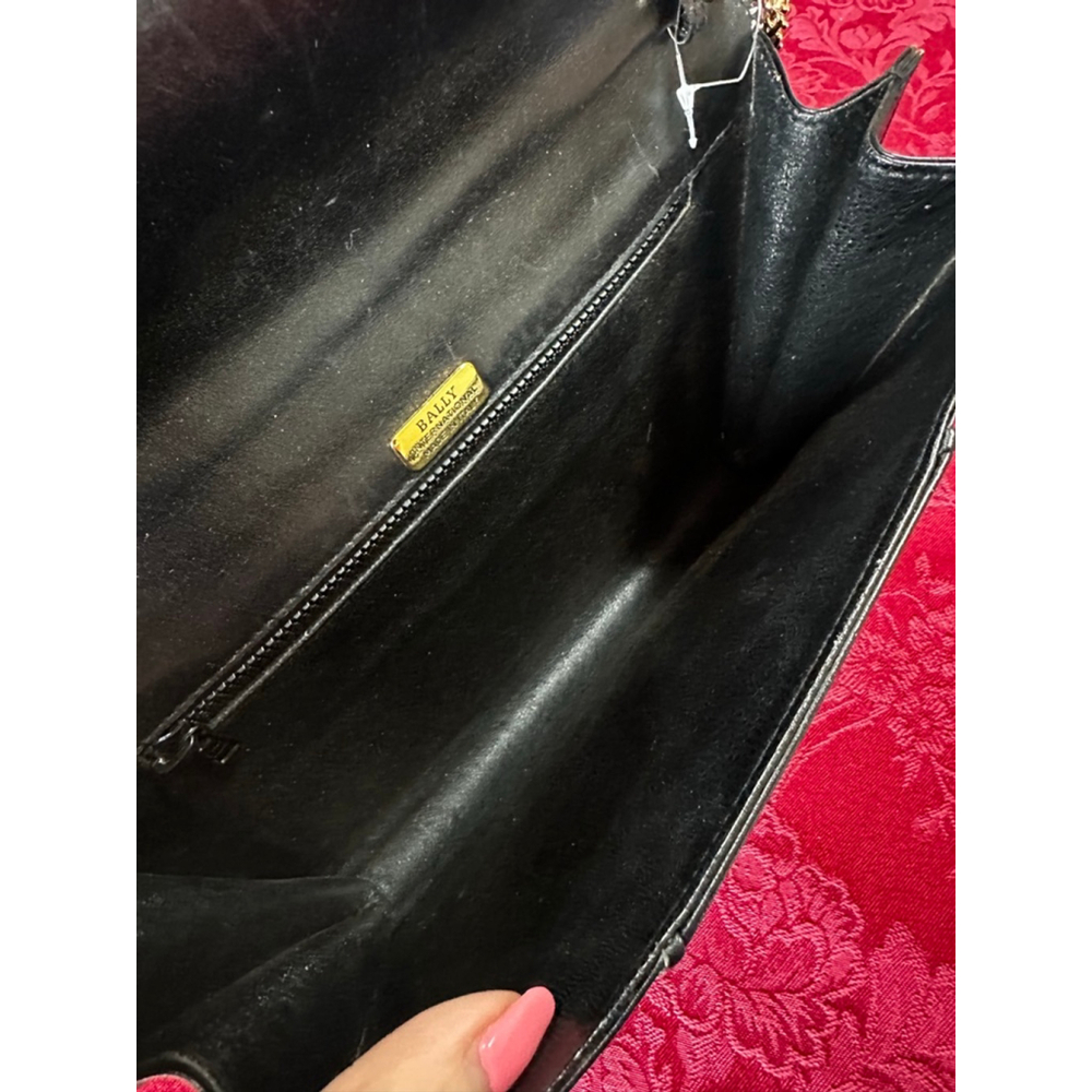 Bally Black Leather Clutch with Unbranded Adjustable Gold Chain - Picture 14 of 14